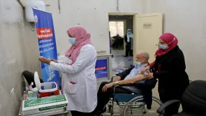 تصريح وزير الصحة حول المسنين الذين واجهوا كورونا صحيح.. ولكن النسبة غير دقيقة