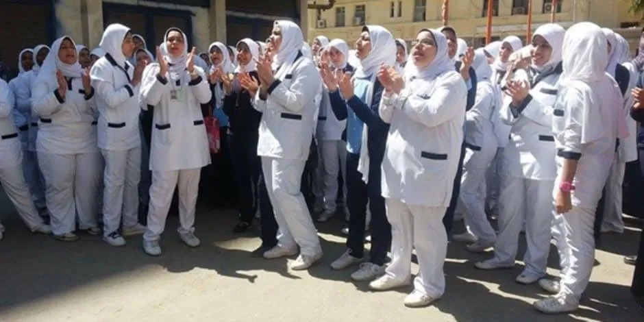 أرقام متضاربة لنقيبة التمريض حول عدد الممرضين في مصر.. كم يبلغ عددهم؟