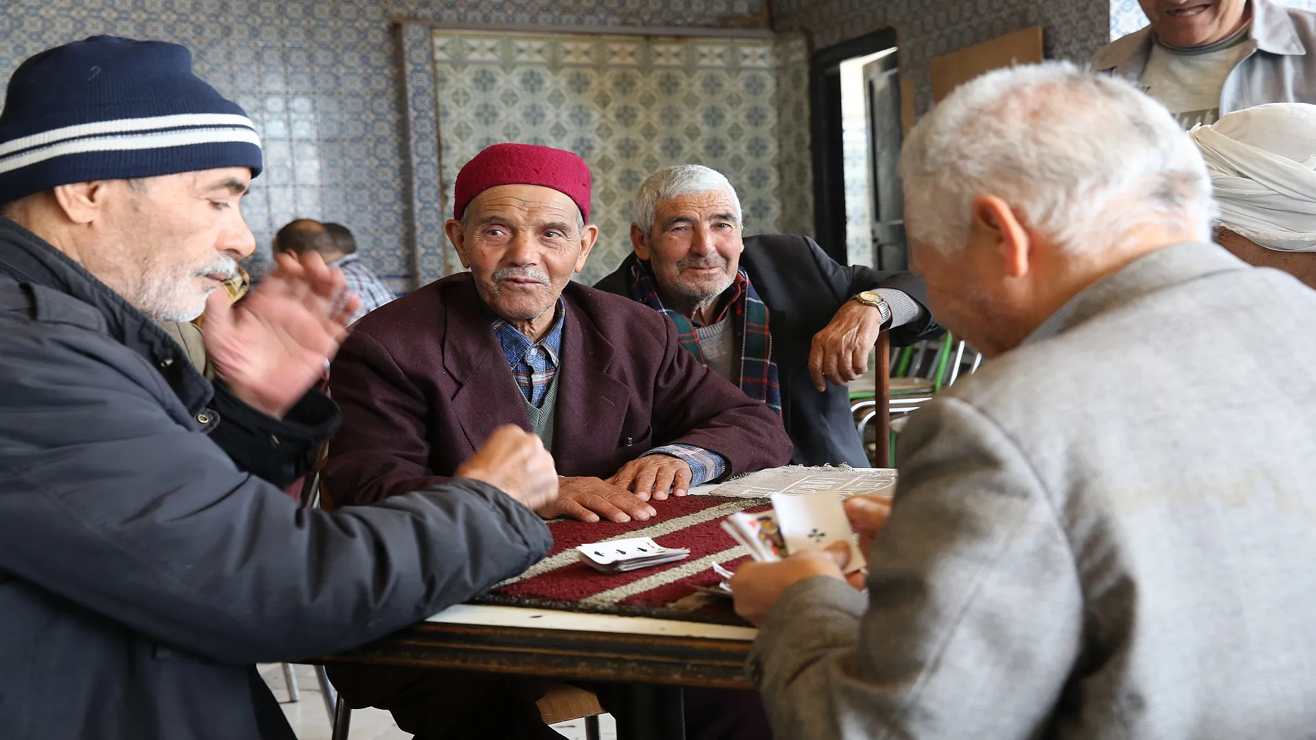 الحكومة التونسية لم تُصدر قرارًا بزيادة 