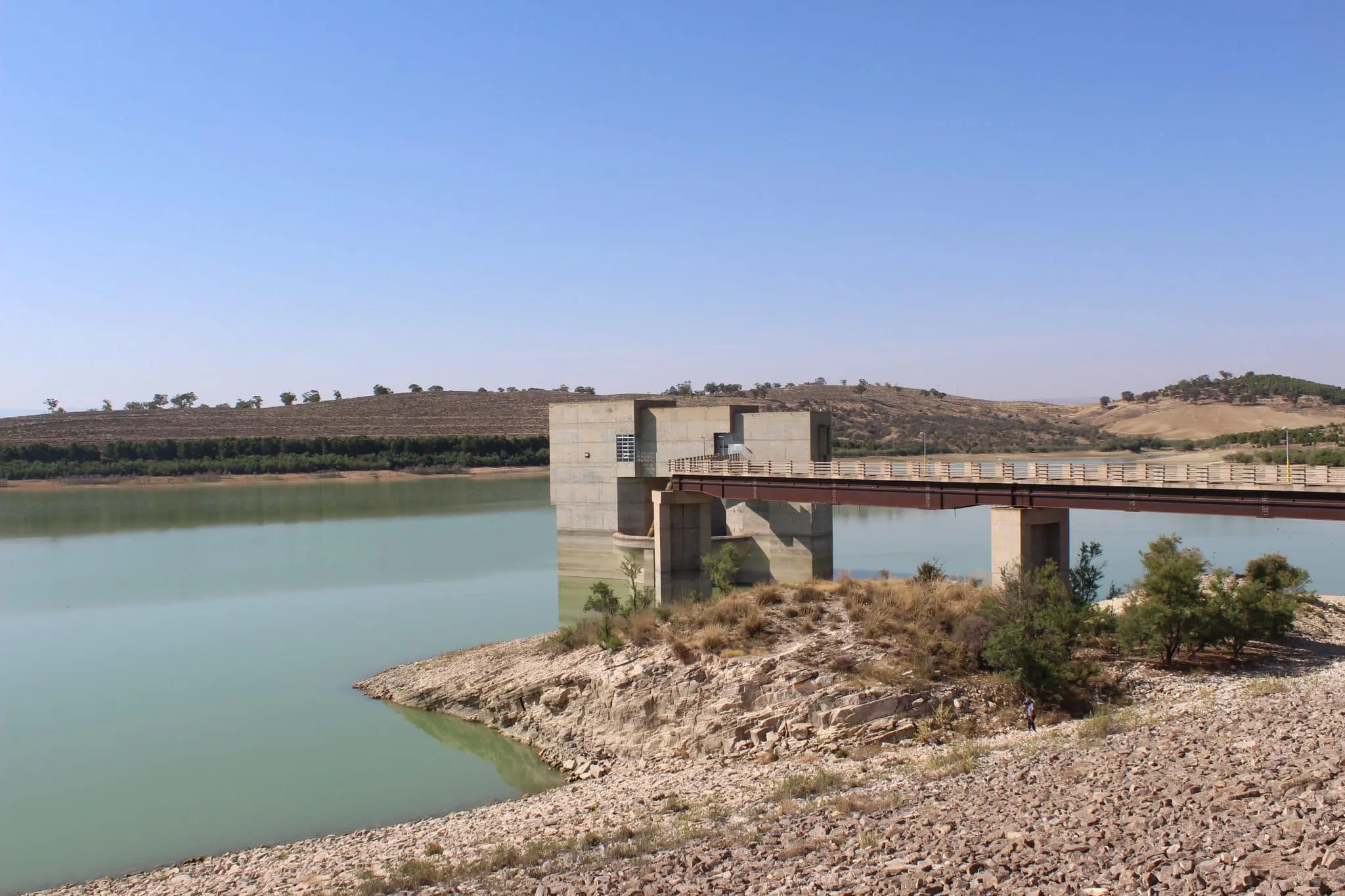 المياه القابلة للاستغلال في سدّ 