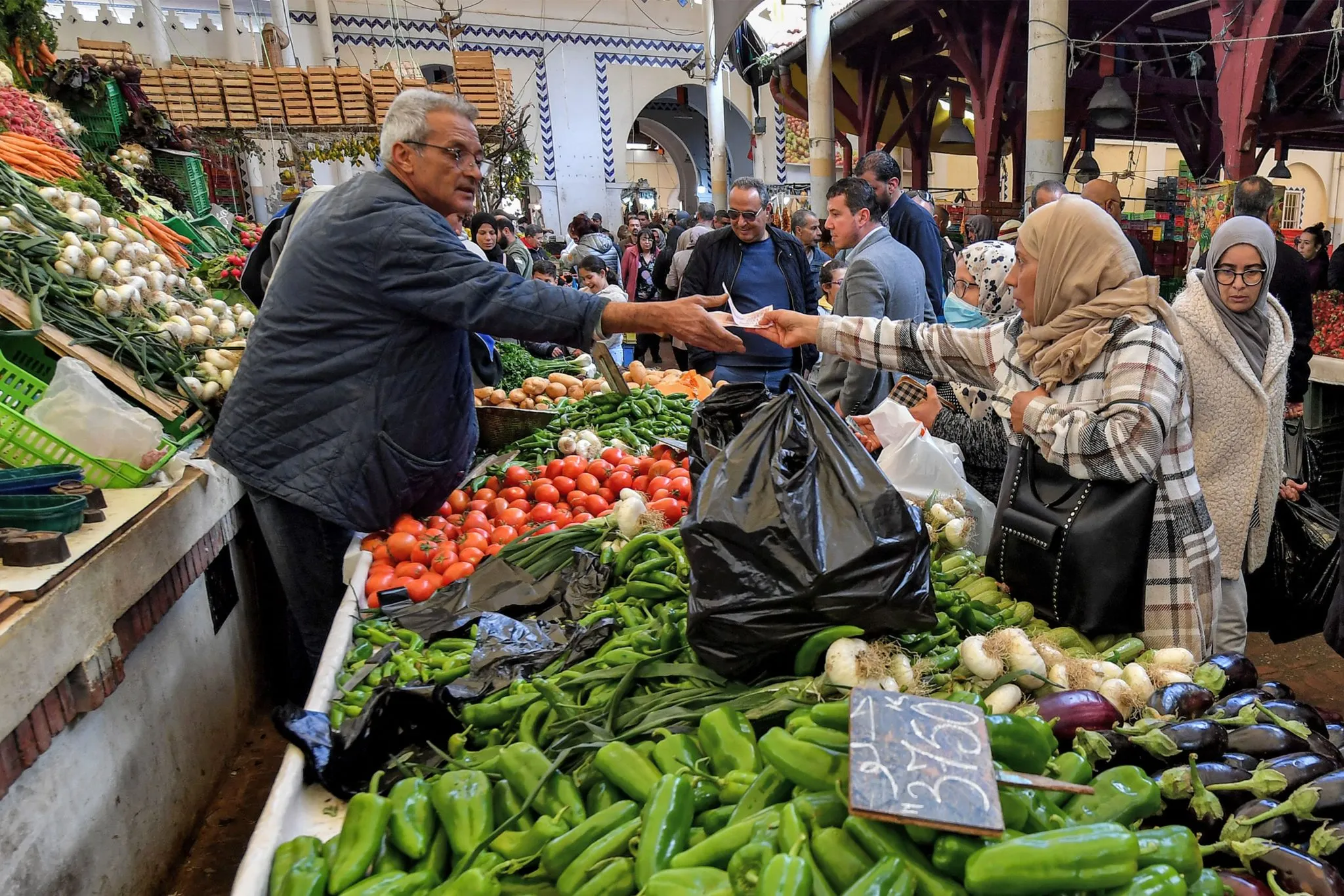 التضخم في تونس لم يرتفع إلى 7.2% بين عامي 2014 و2015