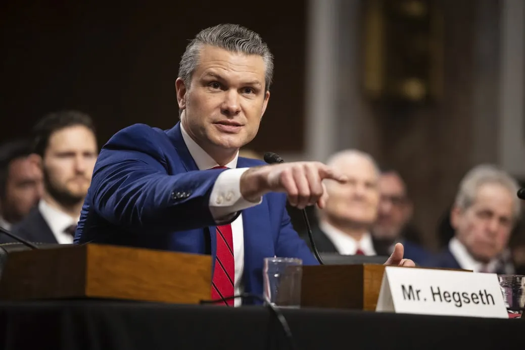 وزير الدفاع الأمريكي الجديد لم يطلب العراق كأول ملف على مكتبه