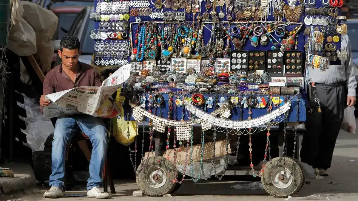 هل اقتربت نسب البطالة في مصر إلى 18%؟.. تصريحات رئيس الوزراء 