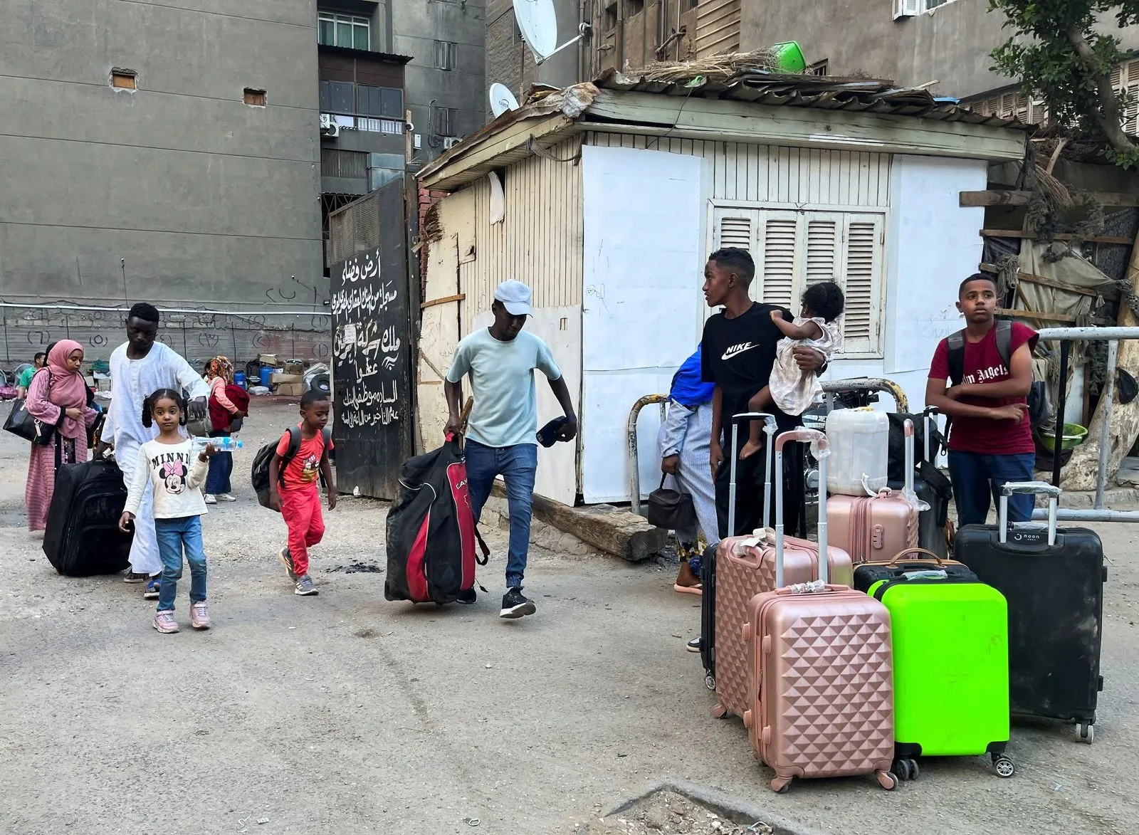 مصر تستضيف مليون و88 ألف لاجئ وطالب لجوء فقط وليس 10 ملايين