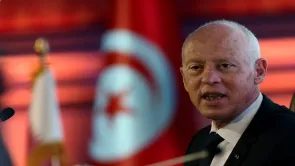 الرئيس التونسي لم يعلن توفير 50 ألف فرصة عمل لذوي 