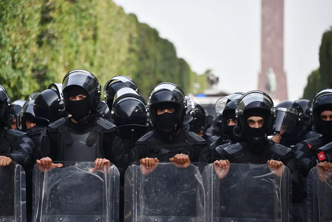 الأمن التونسي لم يفض اعتصاما لذوي الاحتياجات الخاصة أمام البرلمان