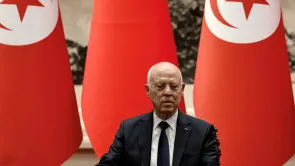 الرئيس التونسي يتلقى 10 تهان من الزعماء العرب بفوزه بالانتخابات وليس تهنئتين فقط