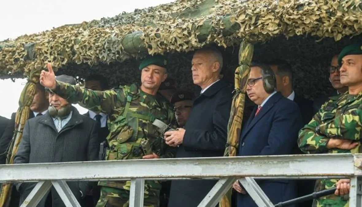 الرئيس والجيش التونسي لم يقتربا من حدود فلسطين