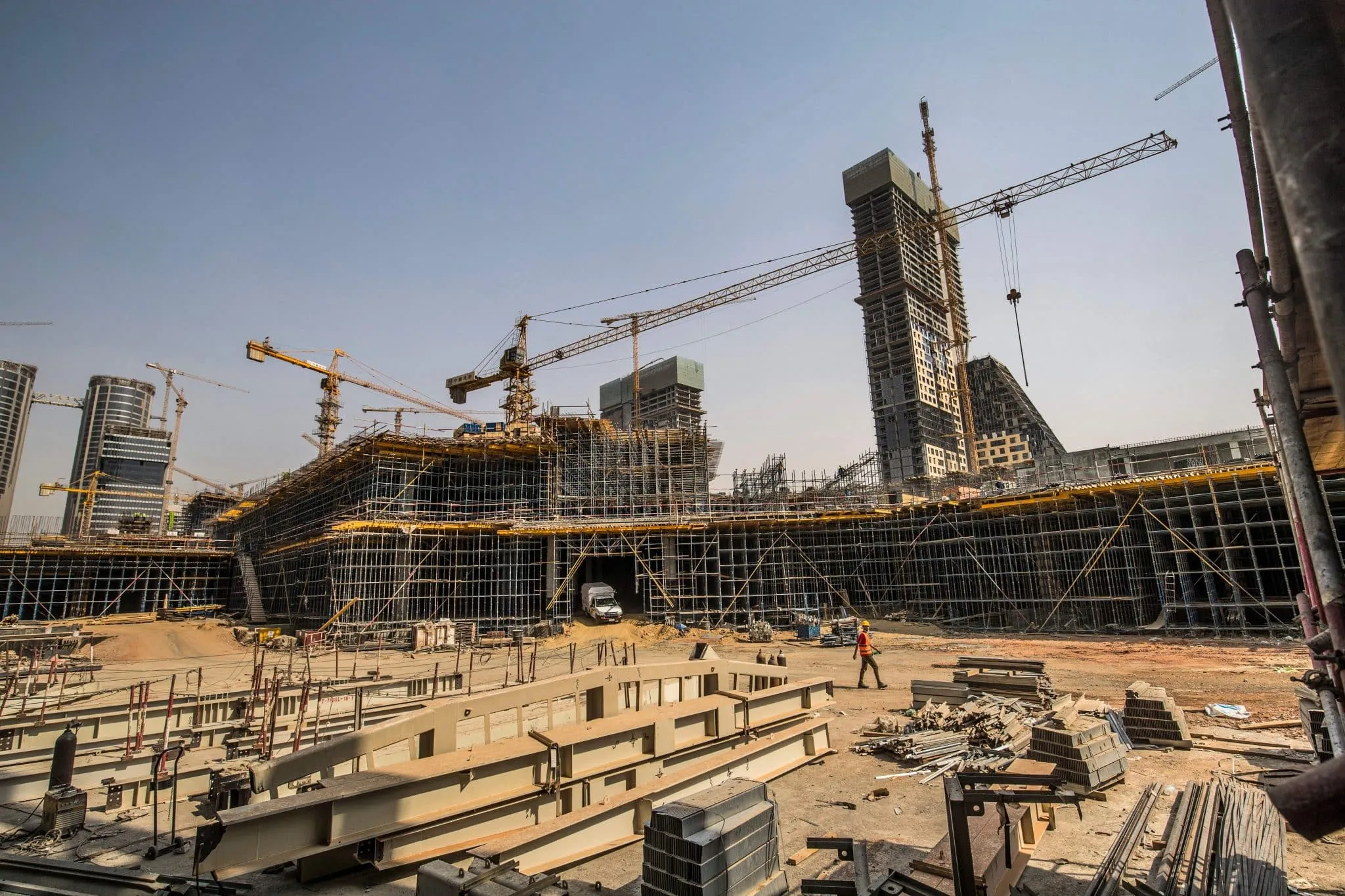 القطاع الخاص يشارك بـ75% من الناتج المحلي المصري وليس 30%