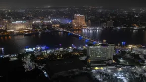 الادعاء بأن السائحين في مصر مُعرضون لانقطاع الكهرباء في الفنادق 