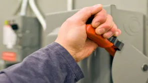 الحكومة المصرية لم توقف خطة تخفيف أحمال الكهرباء