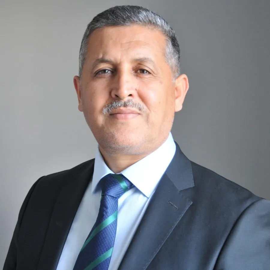 الادعاء بأن عماد الدائمي فرنسي الجنسية 