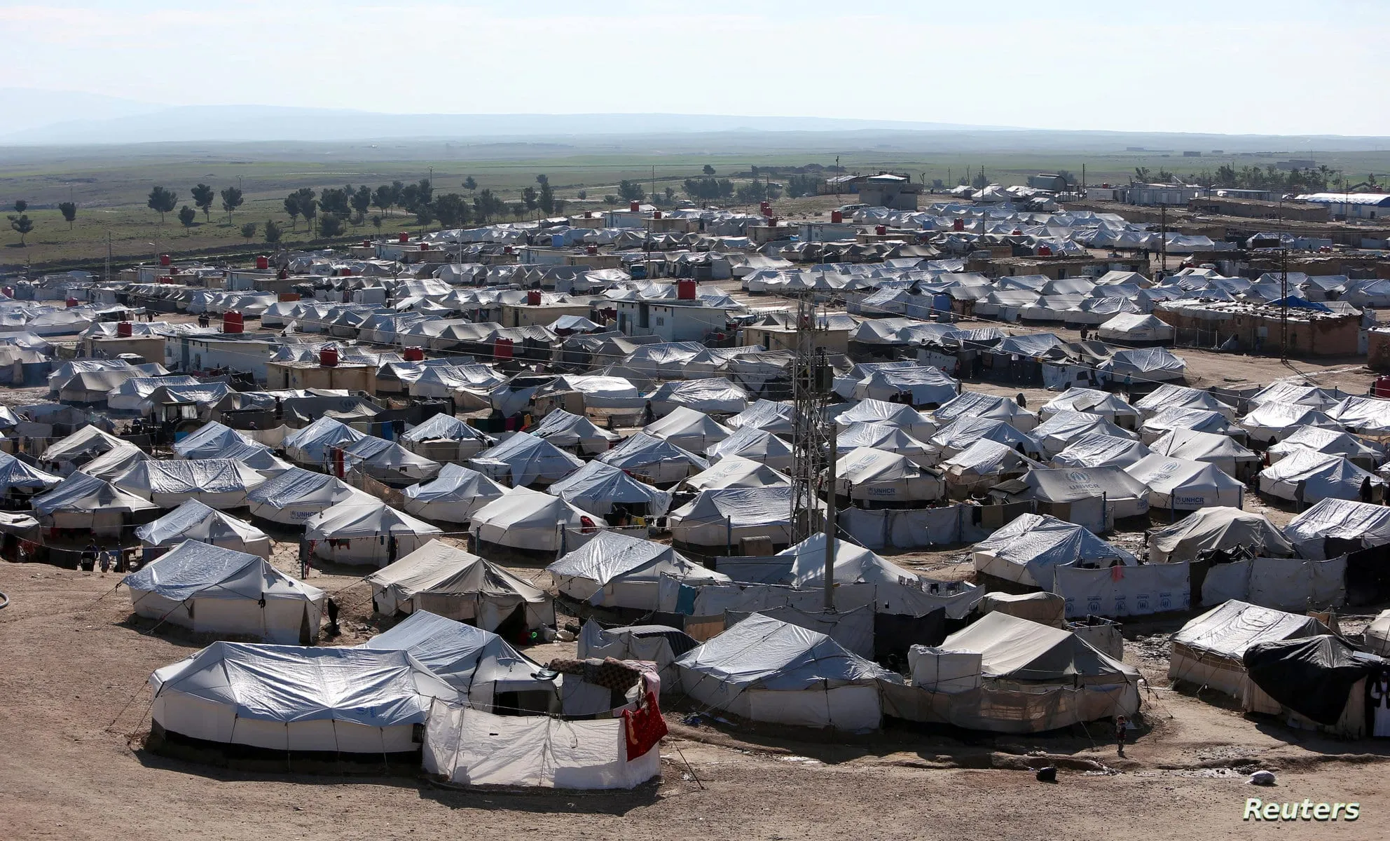 مخيم الهول لا يضم 300 ألف أجنبي كما يقول نائب عراقي